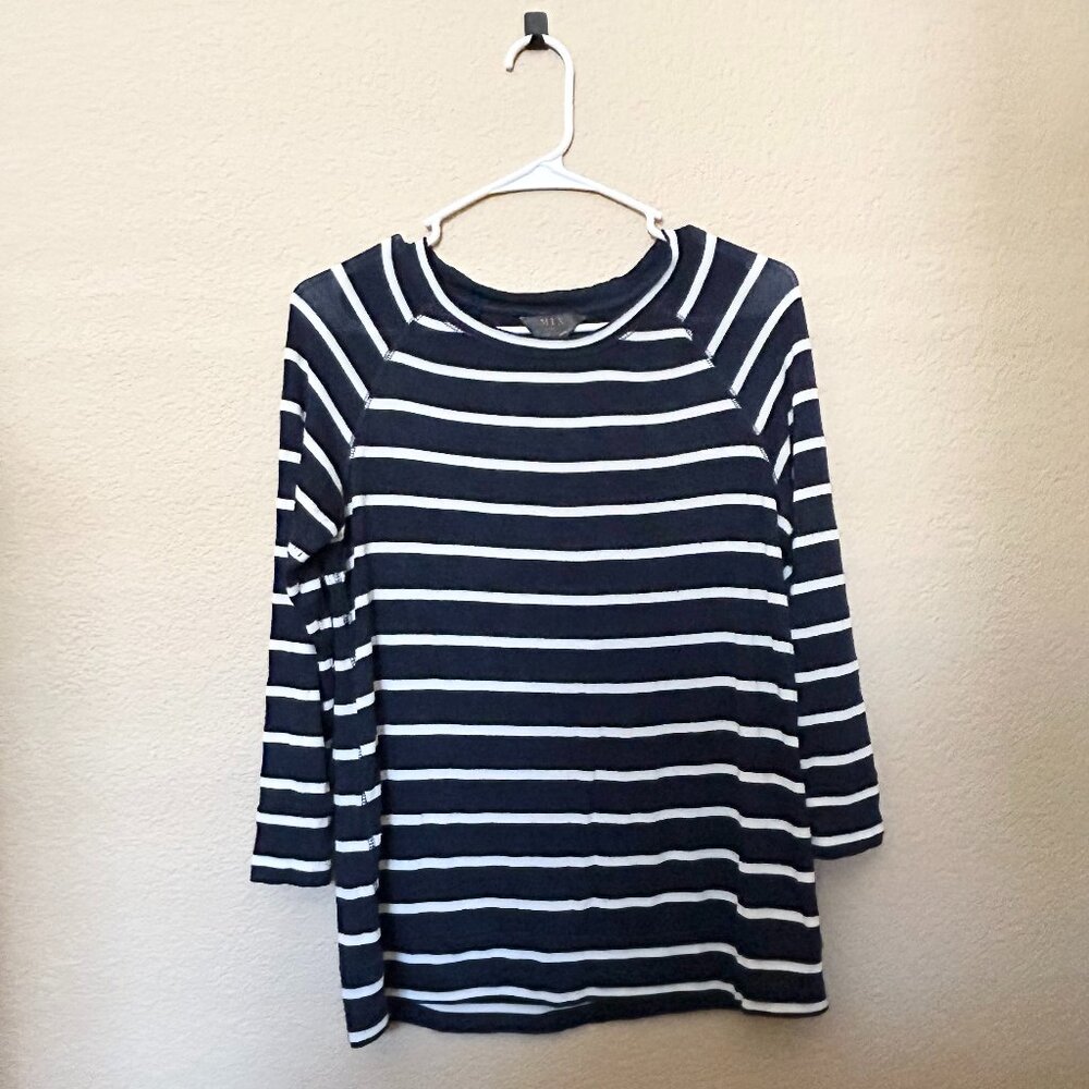 Women's Navy/White Striped MIX Long Sleeve, Size Medium